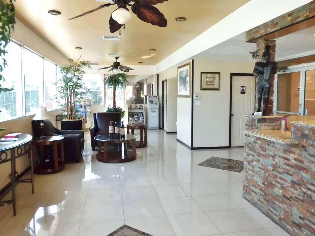America'S Best Inn & Suites-Lakeland Interior photo